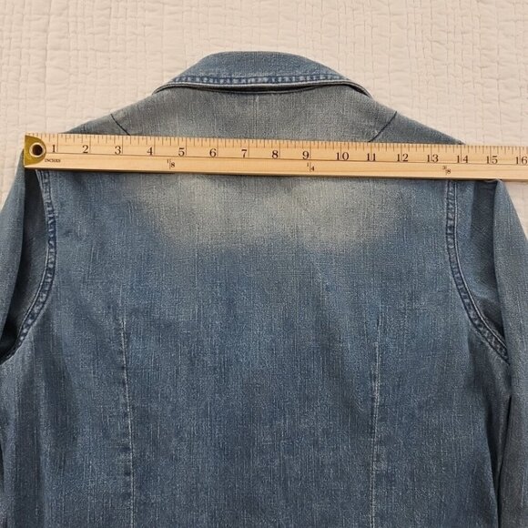 Passport Medium Wash Denim Shirt Women's Medium Pearl Snap Buttons EUC Western - Picture 9 of 14